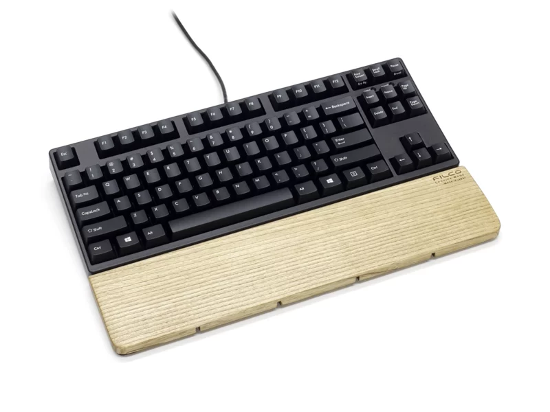 Filco Genuine Wood Wrist Rest on Majestouch 2 TKL