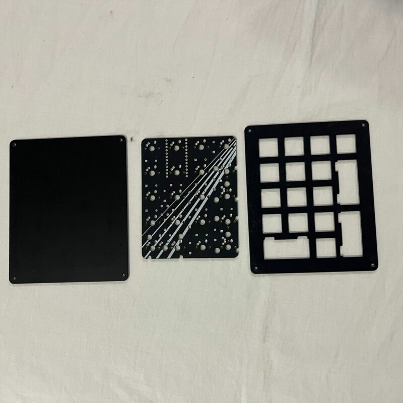 Soyuz Keyboard PCB+Plates FR4 Stack