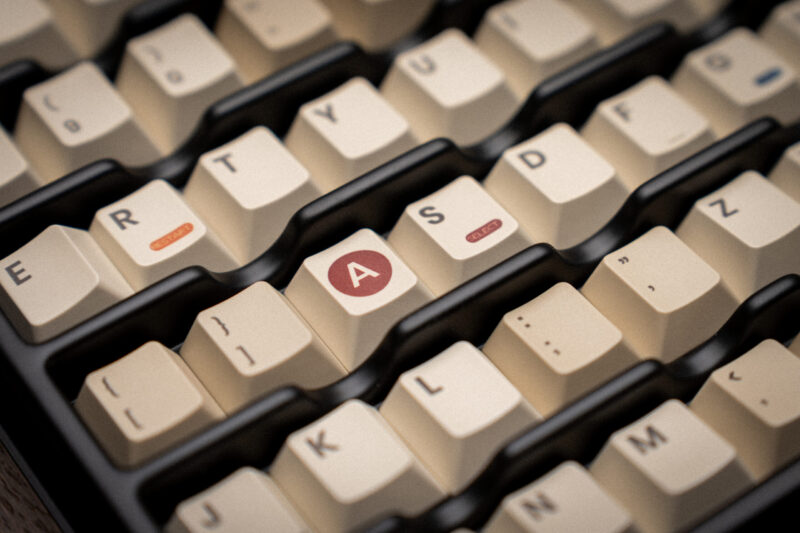80Retros GAME 1989 Cherry Profile Keycap Set (184 key) - Image 17