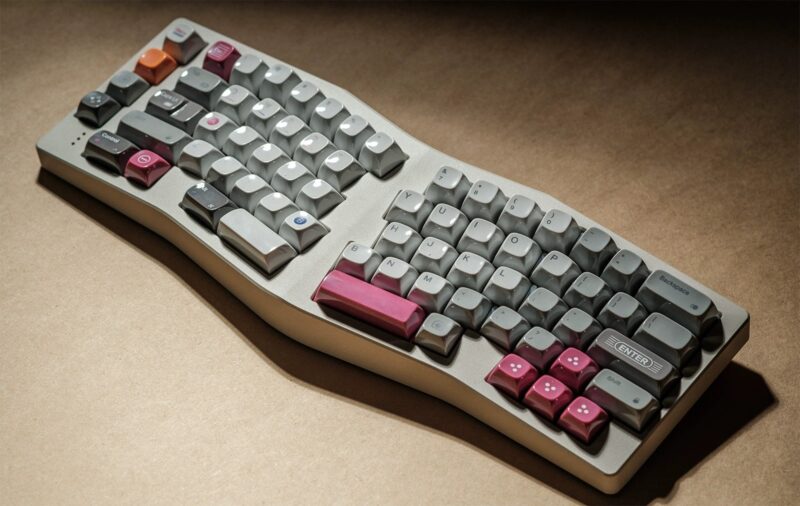 80Retros GAME 1989 GSA Profile Keycap Set (191 keys) - Image 10