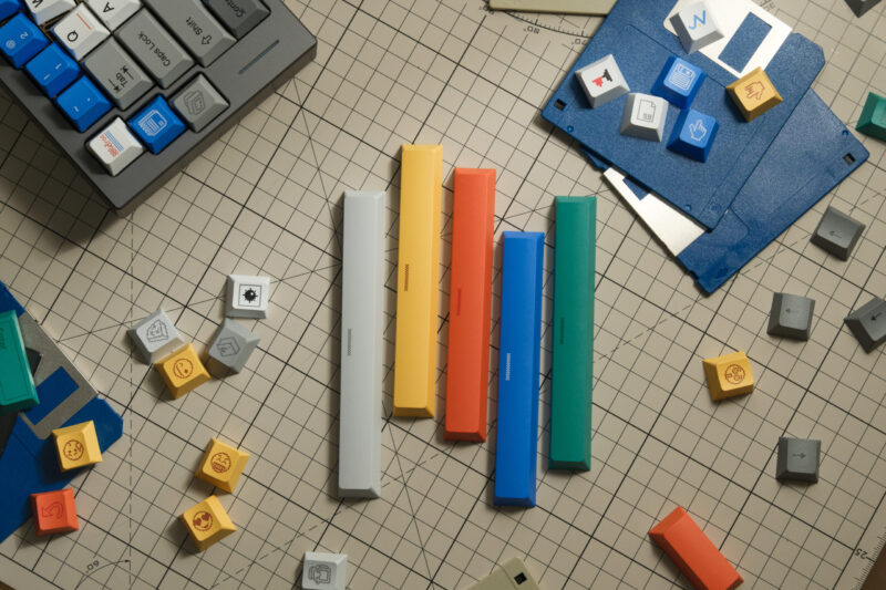 80Retros x Click Win 1998 Cherry Profile Keycap Set (228-Key) - Image 15